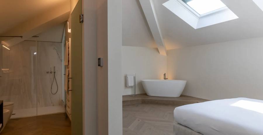 Castello Caratti Lake Garda Vacation Villa - Italy