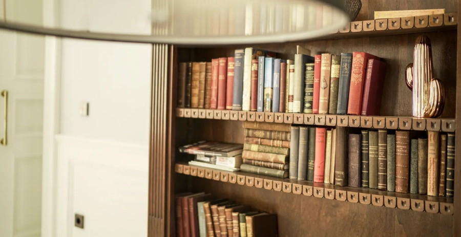 Castello Caratti Lake Garda Vacation Villa - Italy