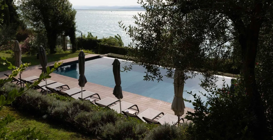 Castello Caratti Lake Garda Vacation Villa - Italy