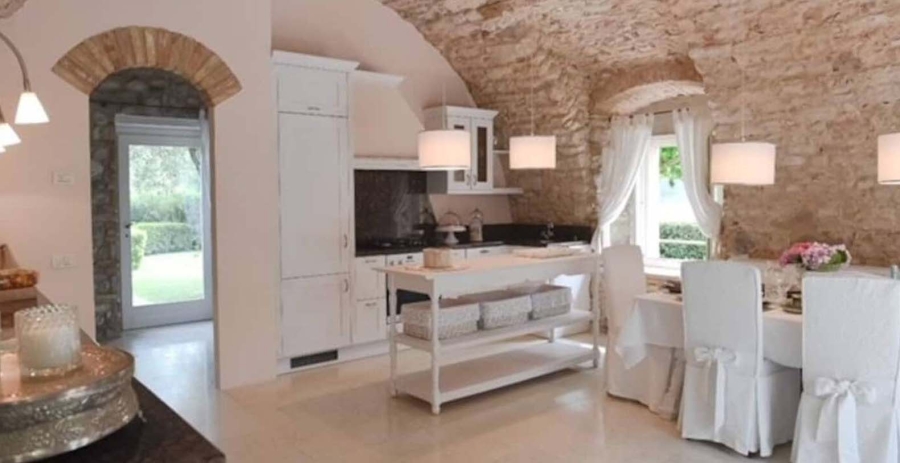 Gabrielle Estate Italy Vacation Villa - Lake Garda