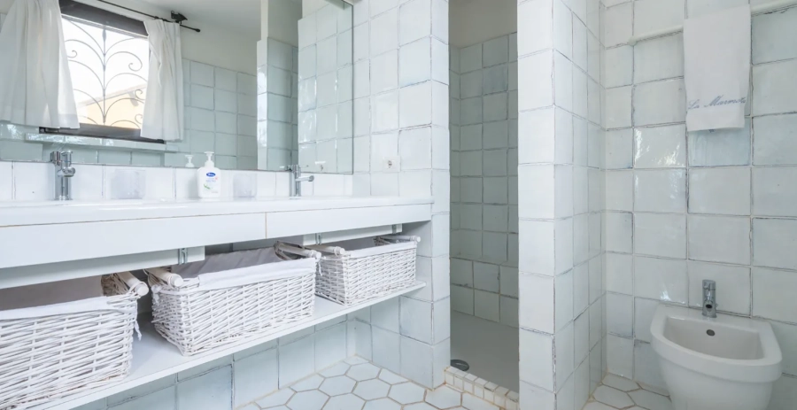 Villa Marmotta Sardinia Vacation Villa - Italy