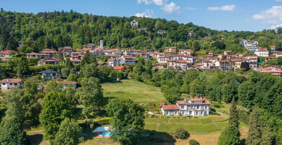 Poggio al Lago Lake Maggiore Vacation Villa - Italy