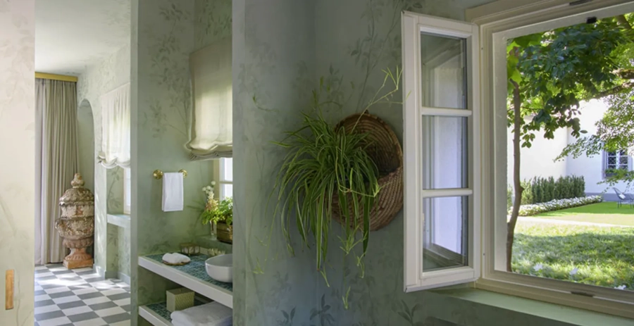 Villa Bonomi Lake Como Vacation Villa - Italy