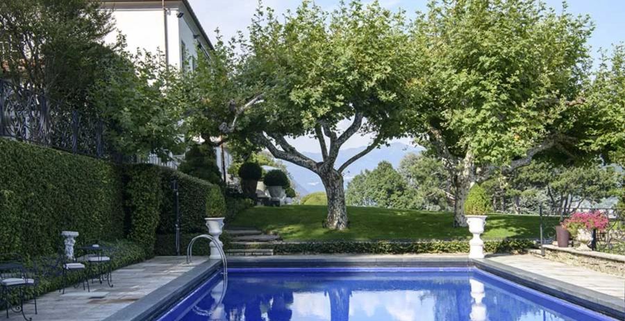 Villa Bonomi Lake Como Vacation Villa - Italy