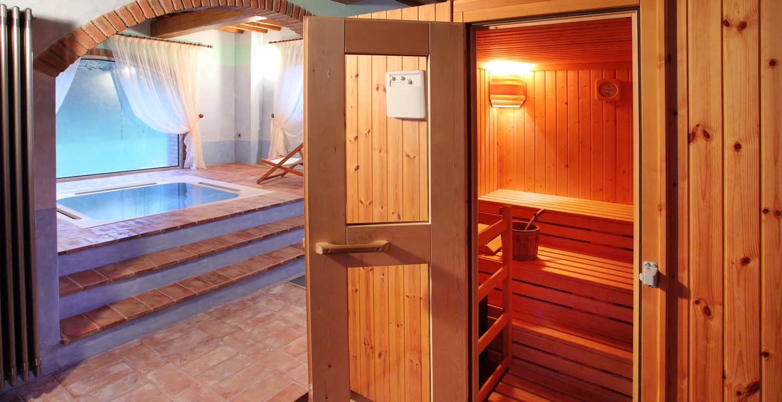 Villa Casa Rossa Italy Vacation Villa - Reggello, Tuscany