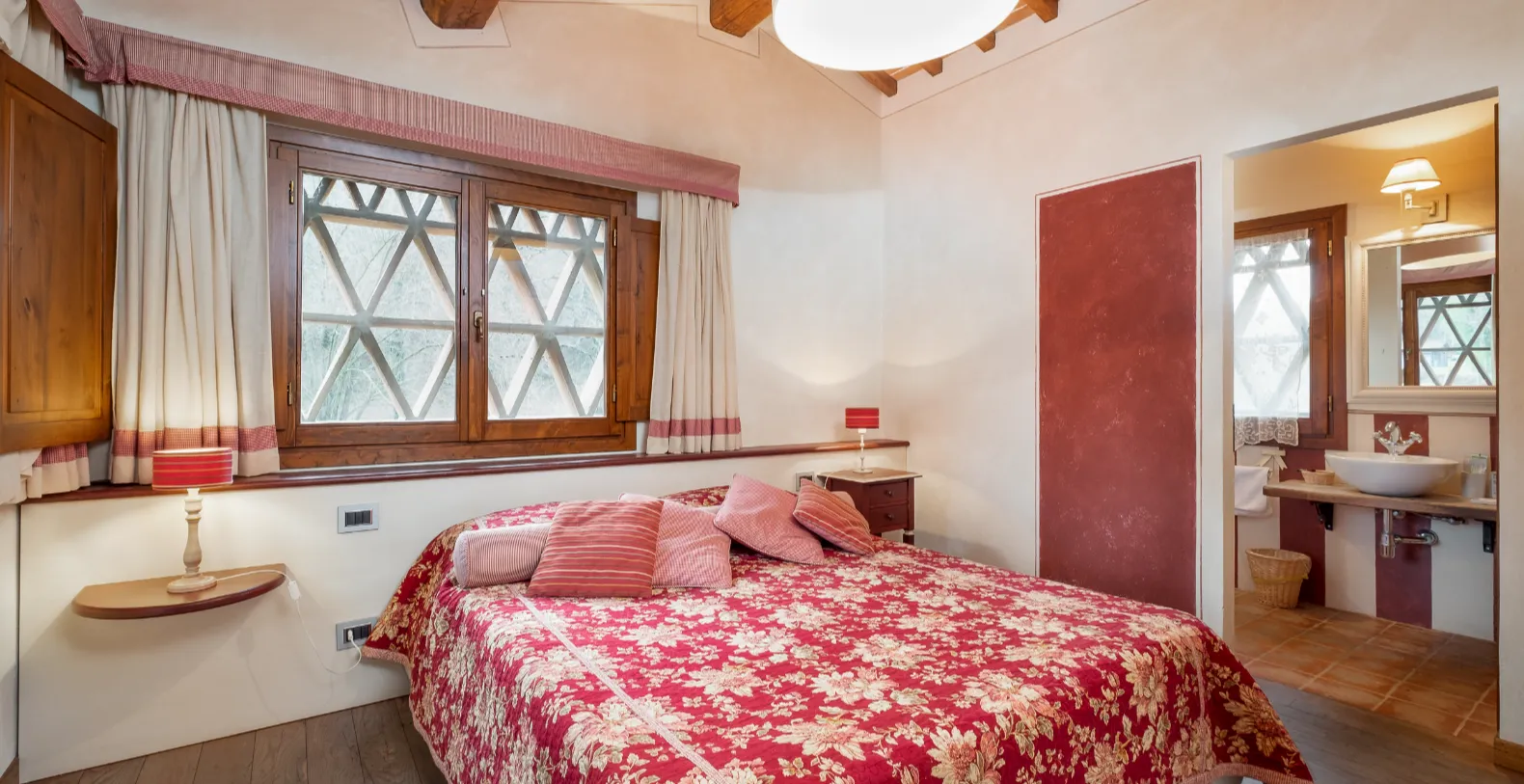 Villa Casa Rossa Italy Vacation Villa - Reggello, Tuscany