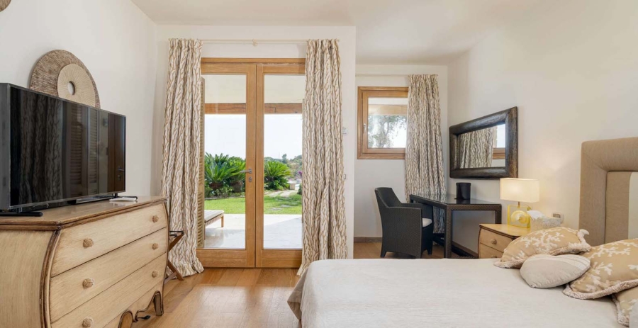 Villa H20 Sardinia Vacation Villa - Miata