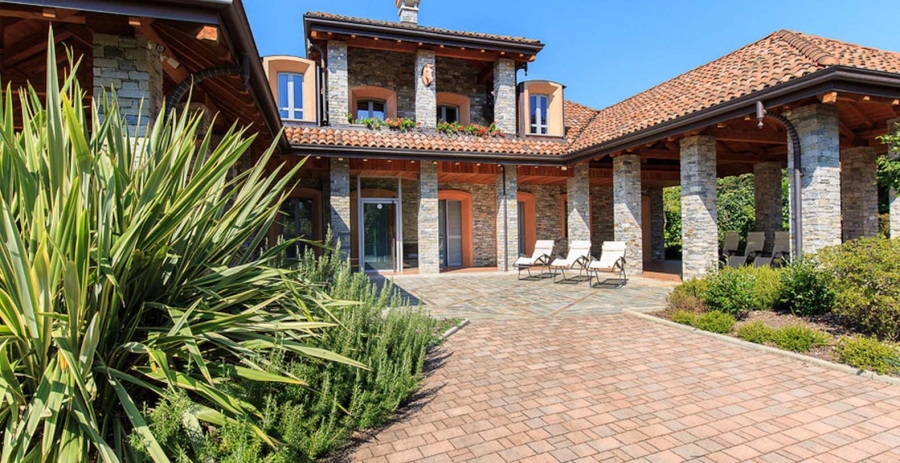 Villa Il Grotto Lake Maggiore, Italy Vacation Villa - Verbania