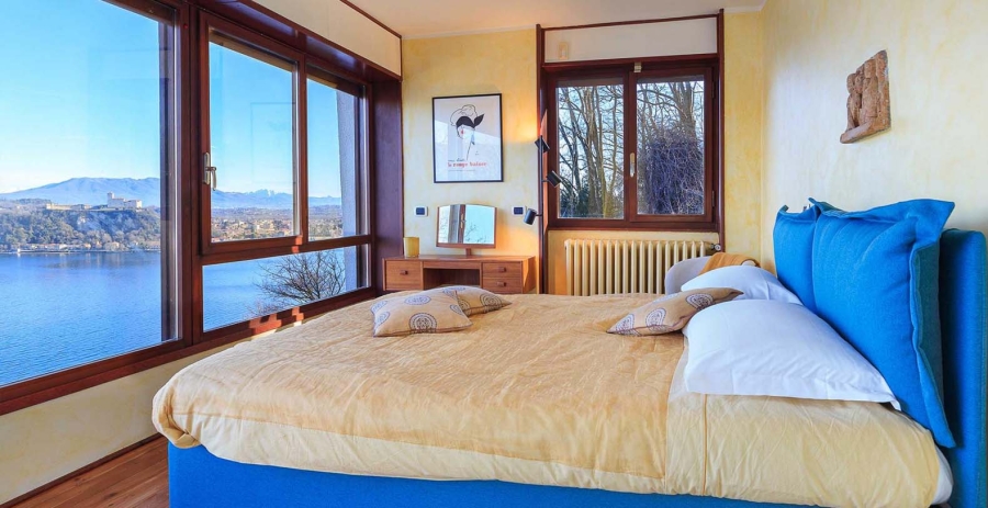 Villa La Rocca Lake Maggiore, Italy Vacation Villa - Arona