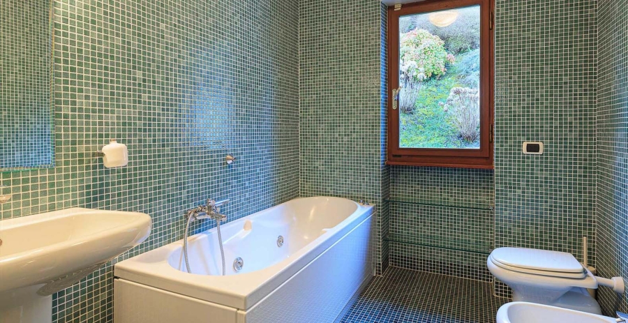 Villa La Rocca Lake Maggiore, Italy Vacation Villa - Arona