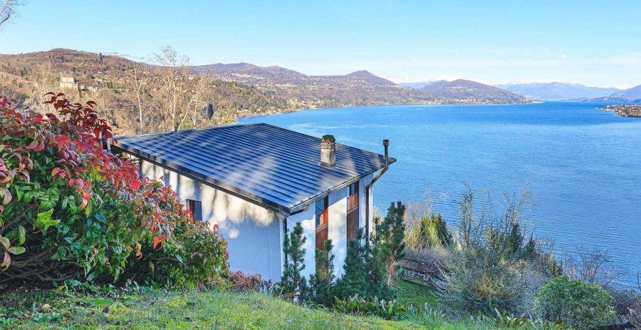 Villa La Rocca Lake Maggiore, Italy Vacation Villa - Arona