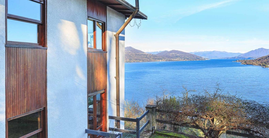 Villa La Rocca Lake Maggiore, Italy Vacation Villa - Arona