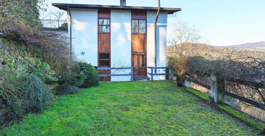 Villa La Rocca Lake Maggiore, Italy Vacation Villa - Arona