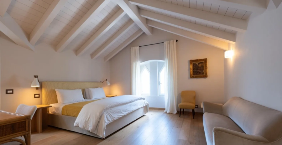 Villa Polli Lake Como Vacation Villa - Italy