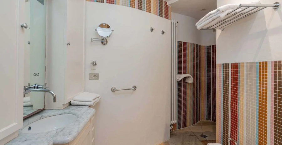 En-suite bathroom with a walk-in shower