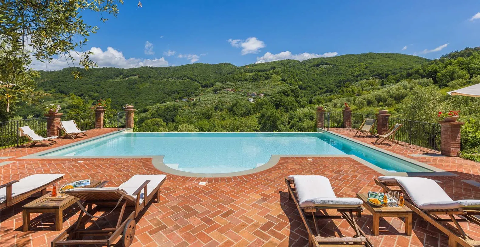 Villa Roncovisi Italy Vacation Villa - Tuscany