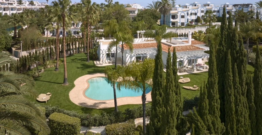 Tranquil Vista Algarve Vacation Villa - Portugal