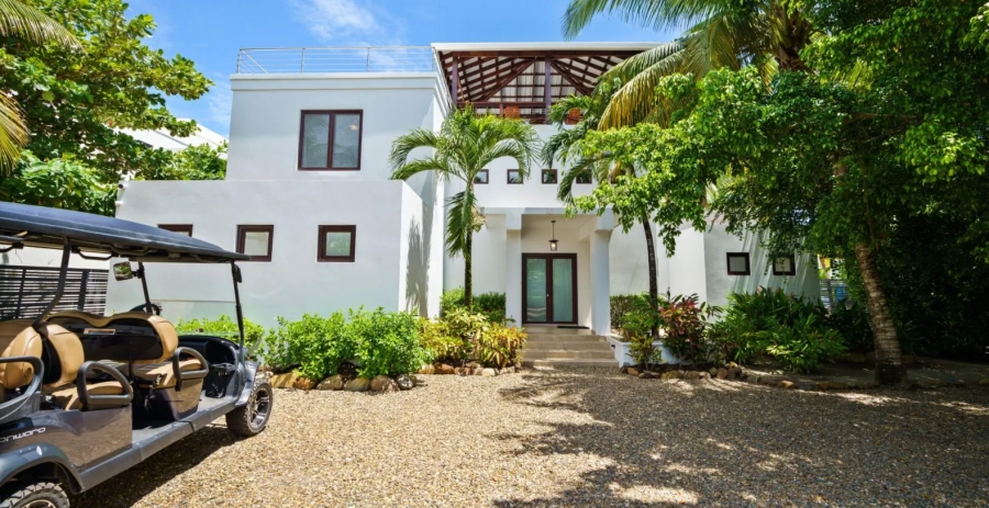 Castaway Villa  Vacation Villa - Belize