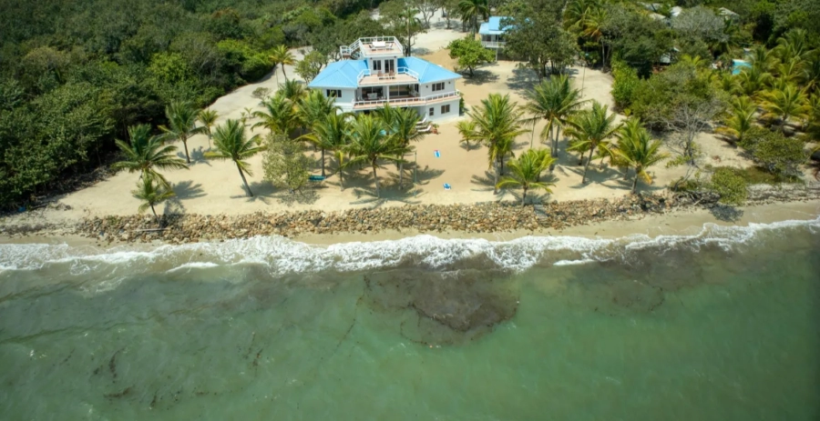  Dolphin Beach Villa  Vacation Villa - Belize