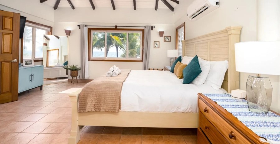  Dolphin Beach Villa  Vacation Villa - Belize