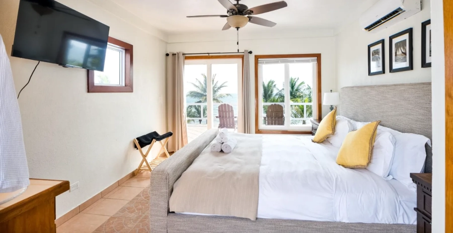  Dolphin Beach Villa  Vacation Villa - Belize
