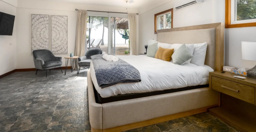  Dolphin Beach Villa  Vacation Villa - Belize