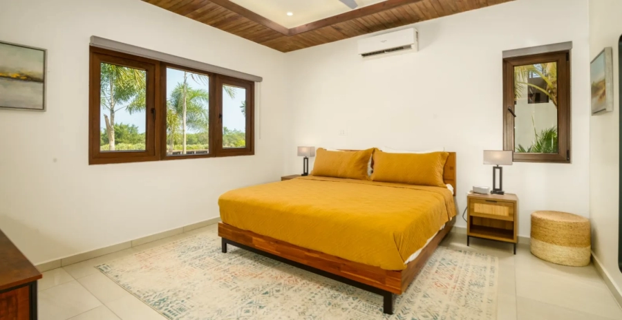 Island Breeze Villa  Vacation Villa - Belize