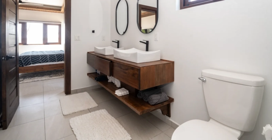 Island Breeze Villa  Vacation Villa - Belize