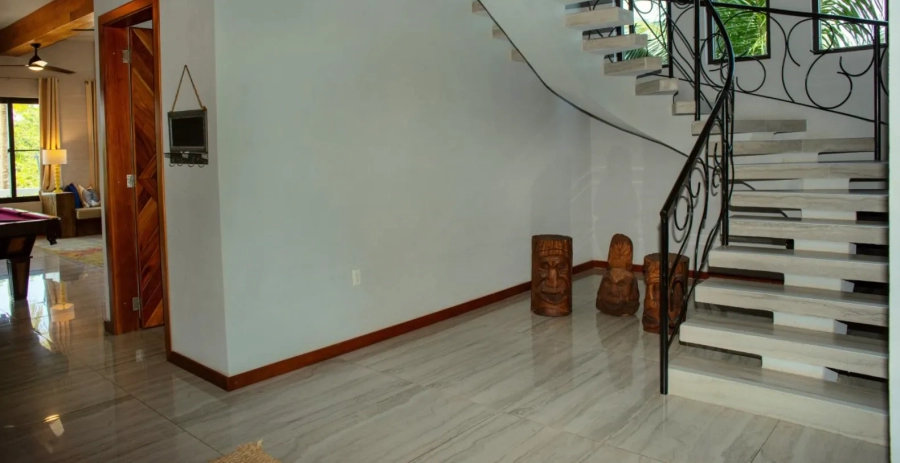 Island Time  Vacation Villa - Belize