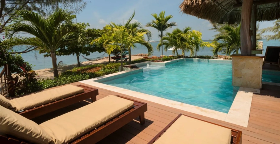 Little Harvest Caye  Vacation Villa - Belize