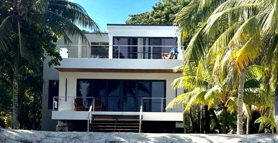 Mayatai Beach Villa Vacation Villa - Belize