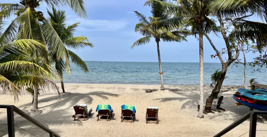 Mayatai Beach Villa Vacation Villa - Belize