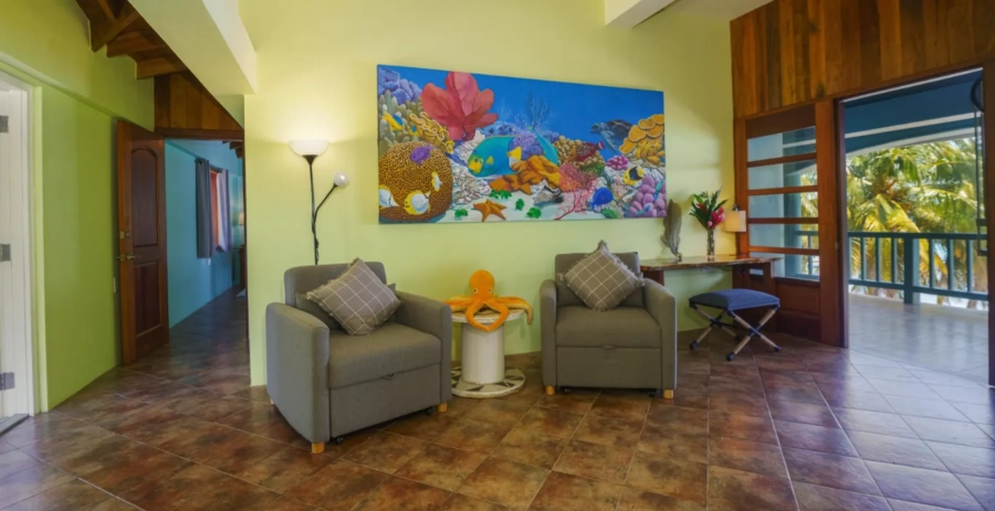 Toucan Dance  Vacation Villa - Belize