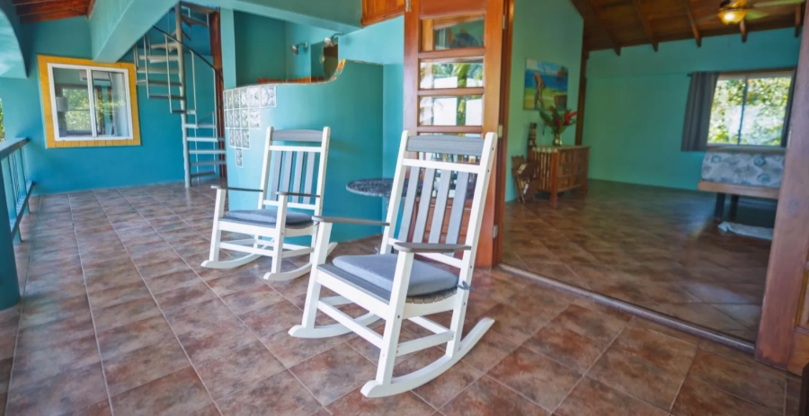 Toucan Dance  Vacation Villa - Belize