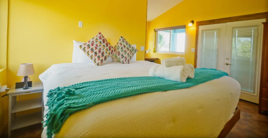 Toucan Dance  Vacation Villa - Belize