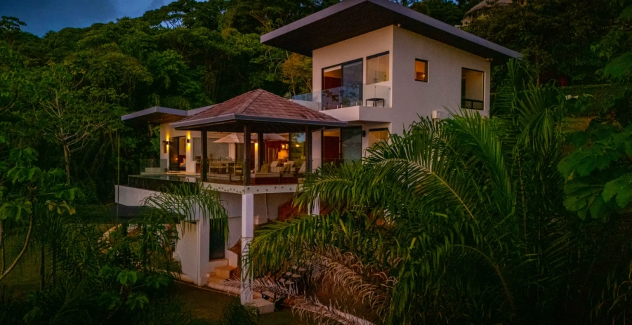 Casa Solaz Puntarenas Vacation Villa - Costa Rica