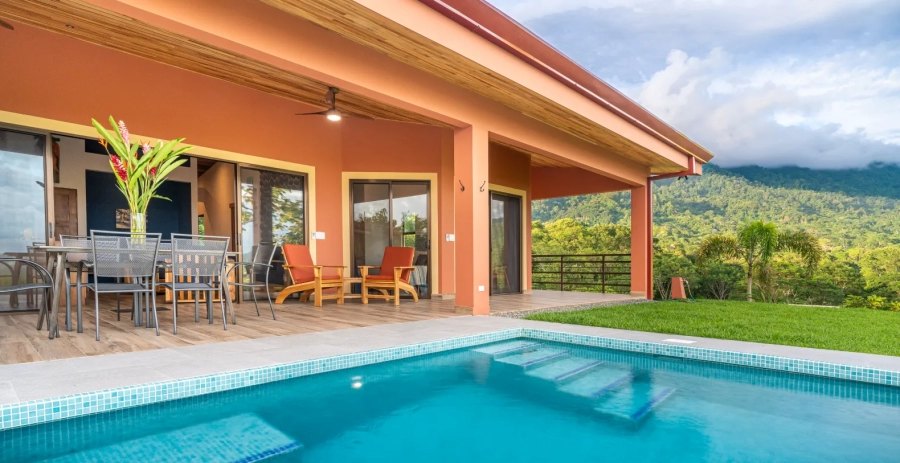 Villa Roca Puntarenas Vacation Villa - Costa Rica