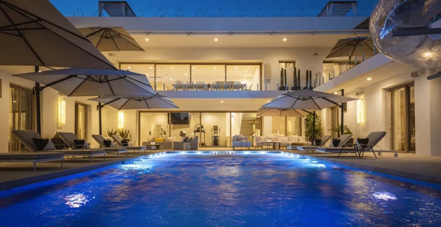 Casa Aqua Blanca  Punta Bella, Palmilla Luxury Vacation Rental