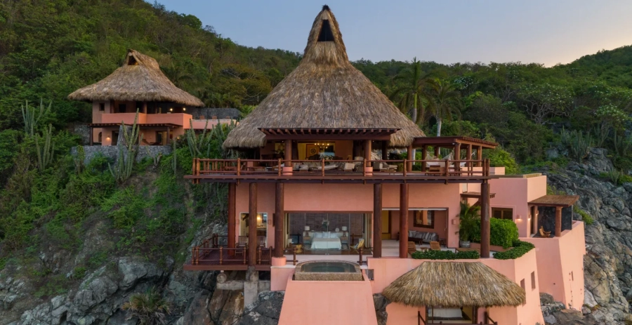 Casa Garrobo Central Mexico, Pacific & South Coast Vacation Villa - Mexico