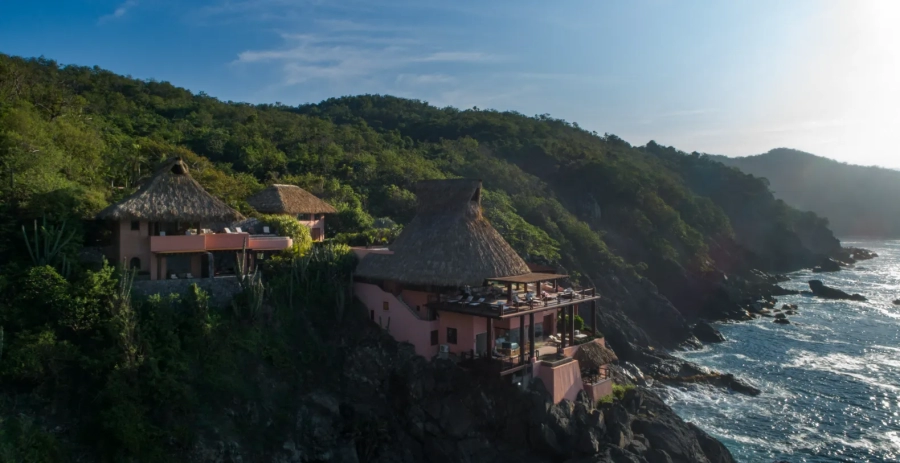 Casa Garrobo Central Mexico, Pacific & South Coast Vacation Villa - Mexico