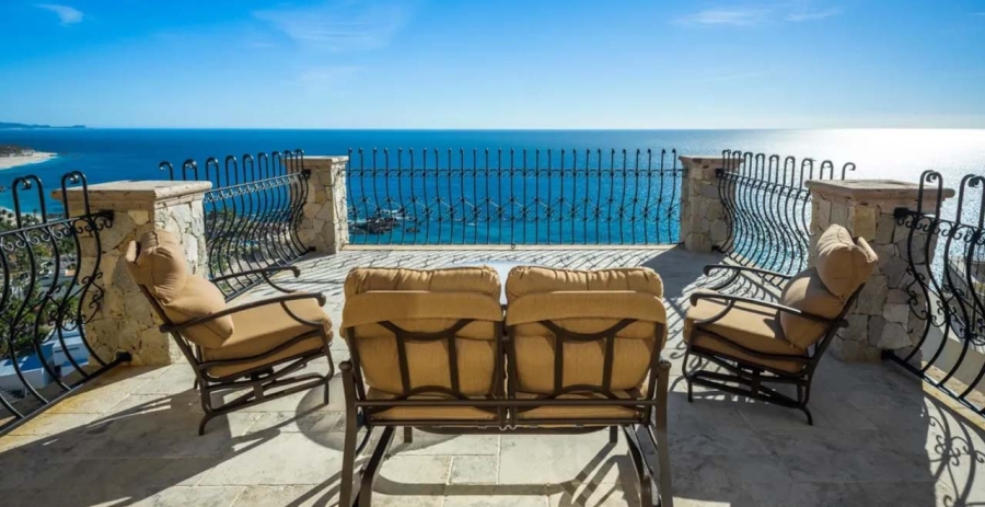 Casa Rio de Luna  Pedregal, Cabo Luxury Vacation Rental