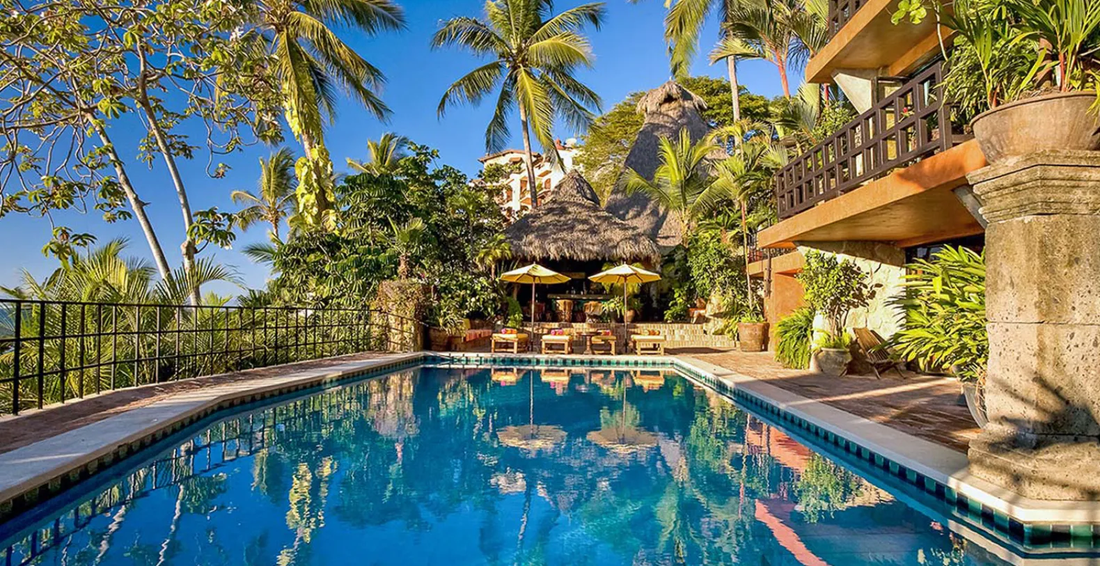 Casa Septiembre Mexico Vacation Villa - Conchas Chinas, Puerto Vallarta