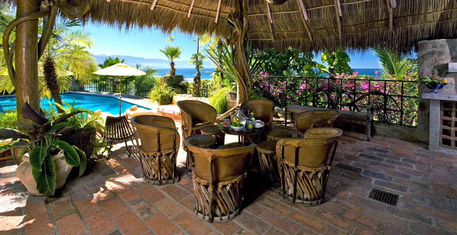 Casa Septiembre Mexico Vacation Villa - Conchas Chinas, Puerto Vallarta