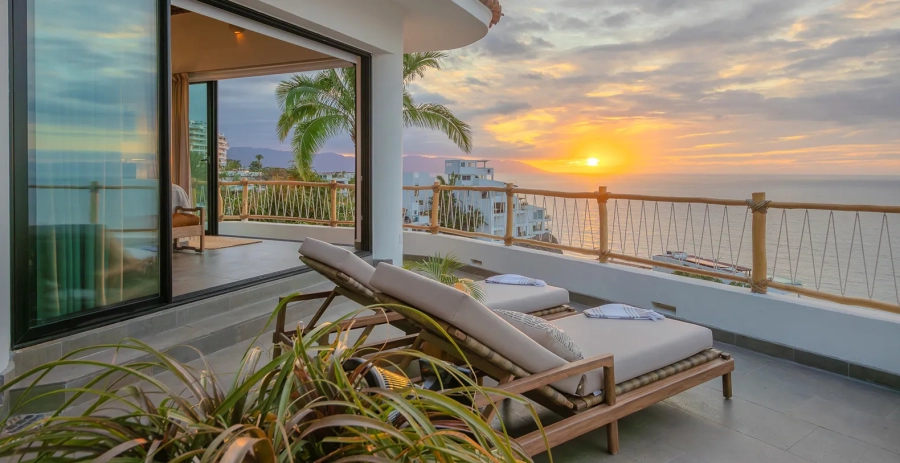 Las Villas Puerto Vallarta Vacation Villa - Mexico