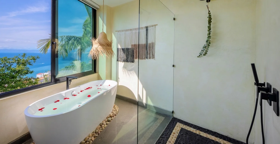 Las Villas Puerto Vallarta Vacation Villa - Mexico