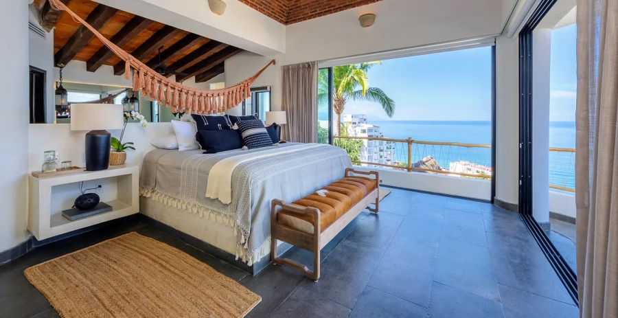 Las Villas Puerto Vallarta Vacation Villa - Mexico