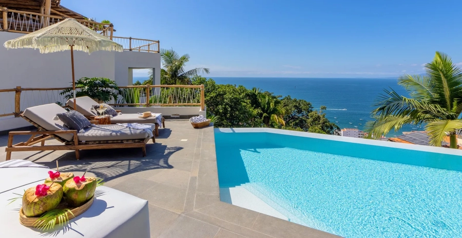 Las Villas Puerto Vallarta Vacation Villa - Mexico