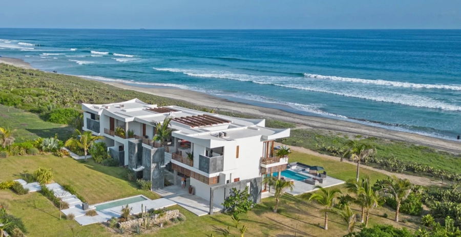 Niku House Pacific & South Coast Vacation Villa - Mexico