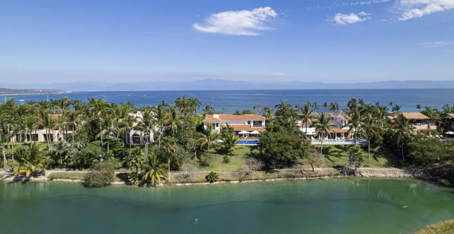 Casa Dali Punta Mita Vacation Villa - Lagos del Mar