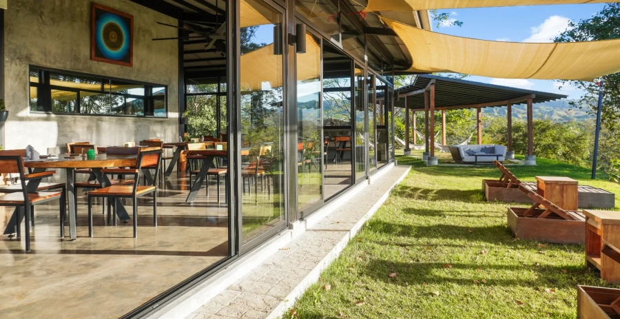 Alaya Jungle Mansion  Vacation Villa - Panama